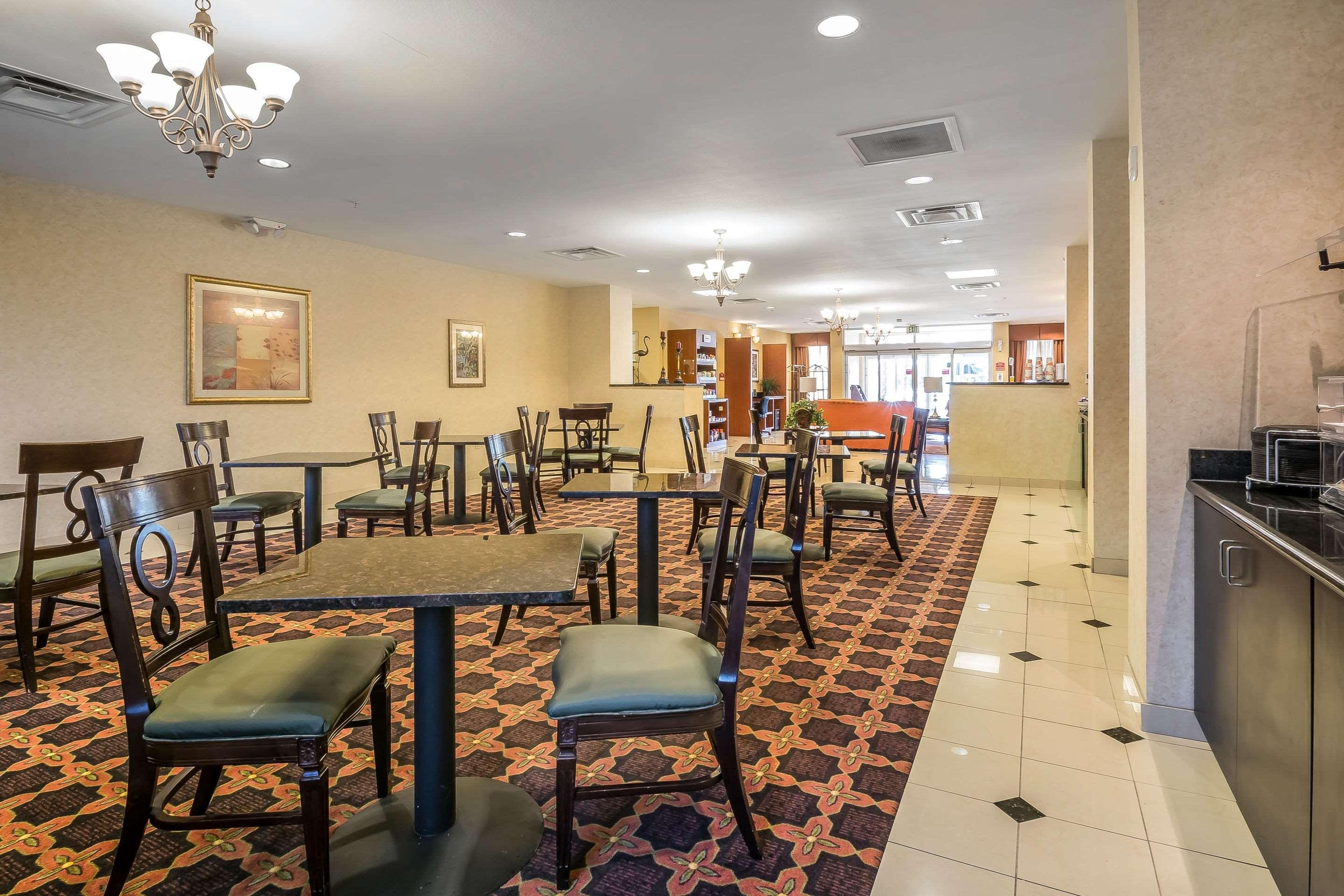 Comfort Suites West Jacksonville Zewnętrze zdjęcie