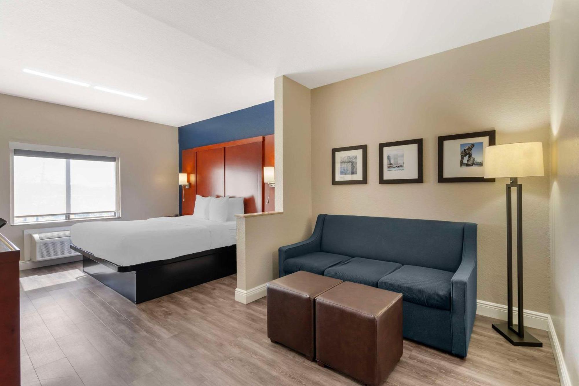 Comfort Suites West Jacksonville Zewnętrze zdjęcie